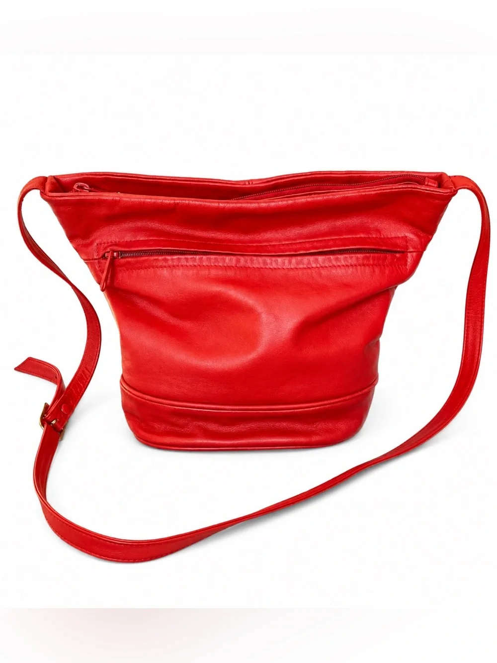 Rare 1970s Etra Red Leather Bucket Bag Crossbody Vintage Purse